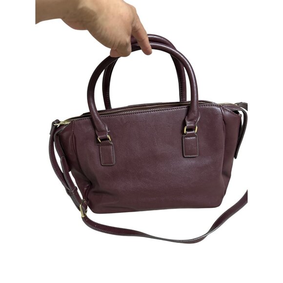 Nine West 15" x 9" x 4" Burgundy Tote Bag With Dual Handles & Adjustable Strap - Picture 7 of 12